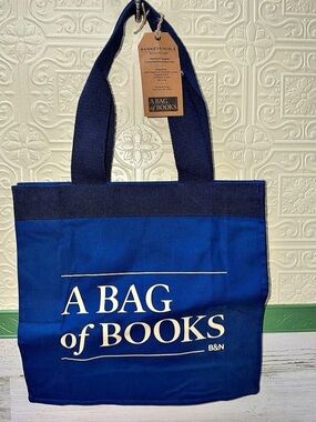 Barnes & Noble A Bag of Books Organic Cotton Tote in Blue & Cream NWT